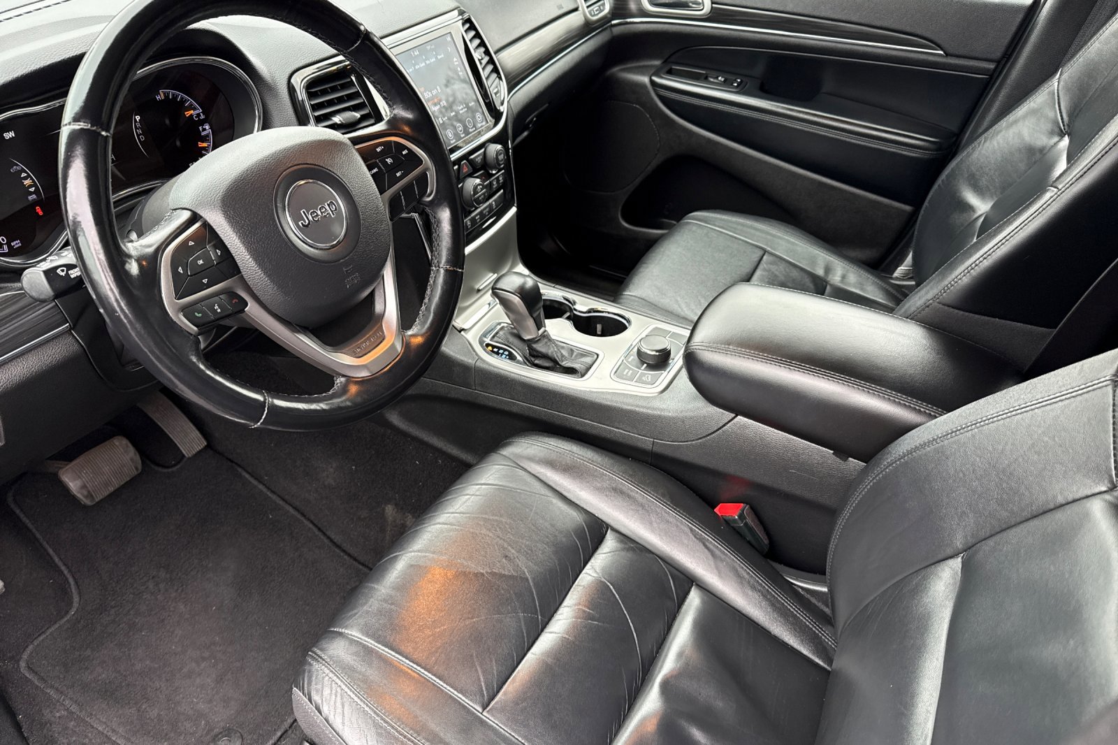 Used 2021 Jeep Grand Cherokee Limited w/ Trailer Tow Group IV image 11