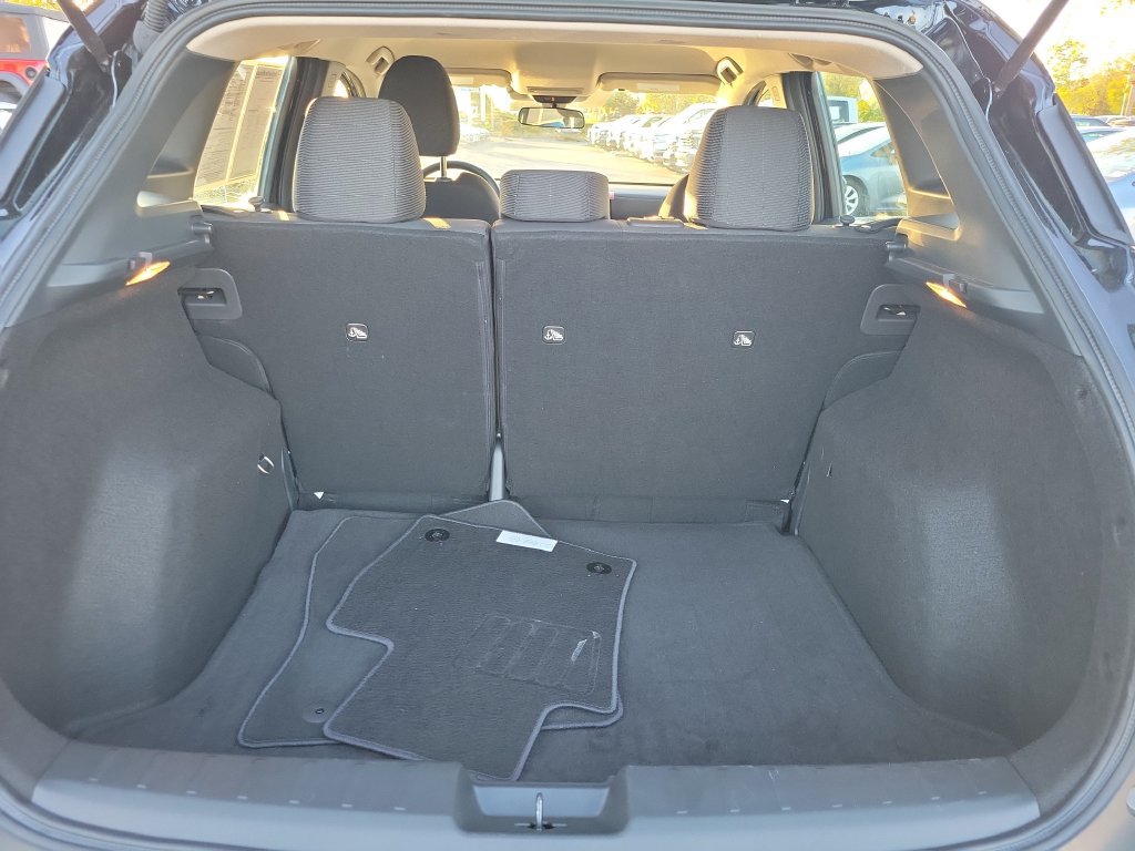 Used 2026 Nissan Kicks S FWD image 7