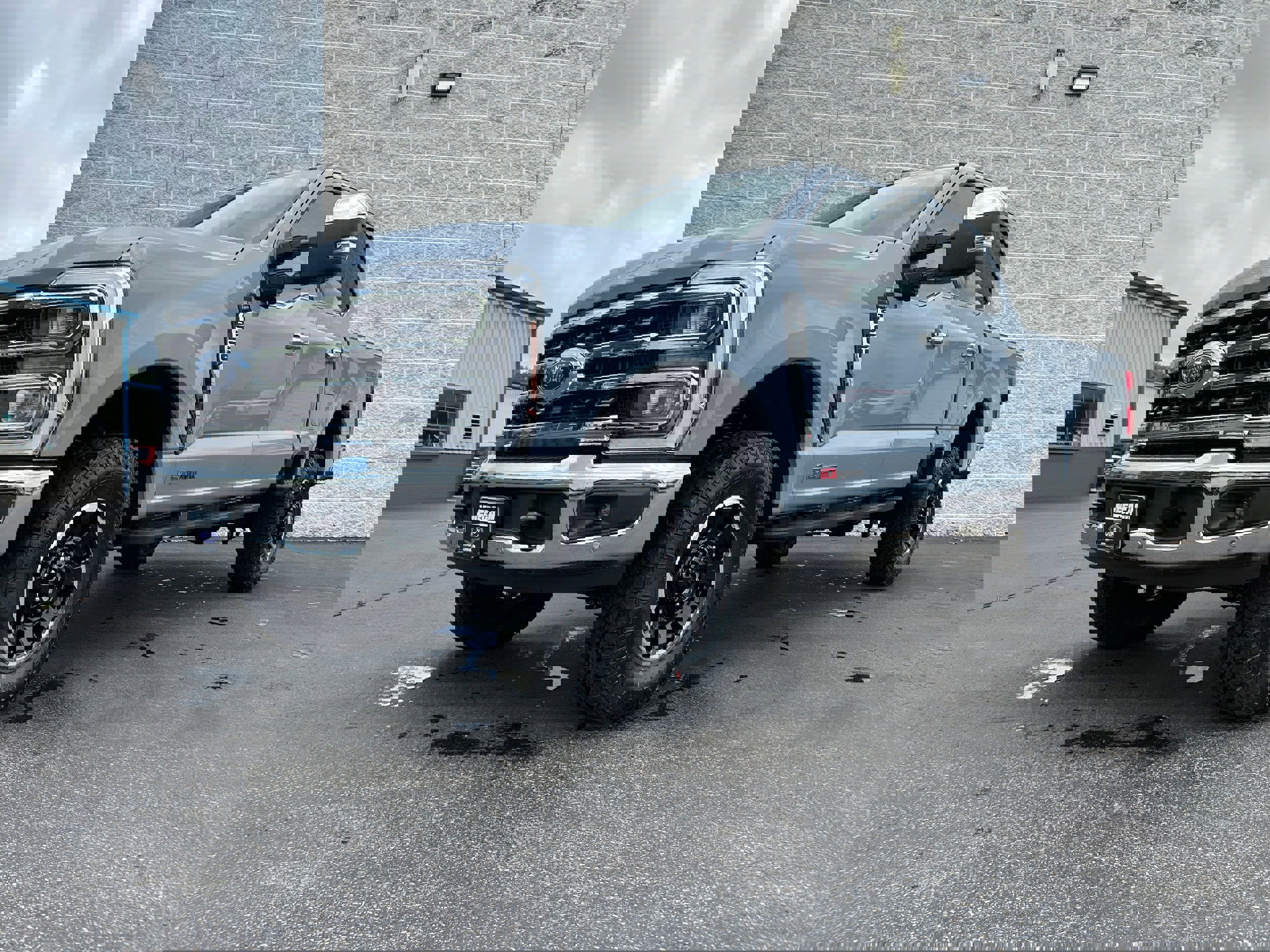 New 2025 Ford F250 King Ranch w/ Tremor Off-Road Package image 3