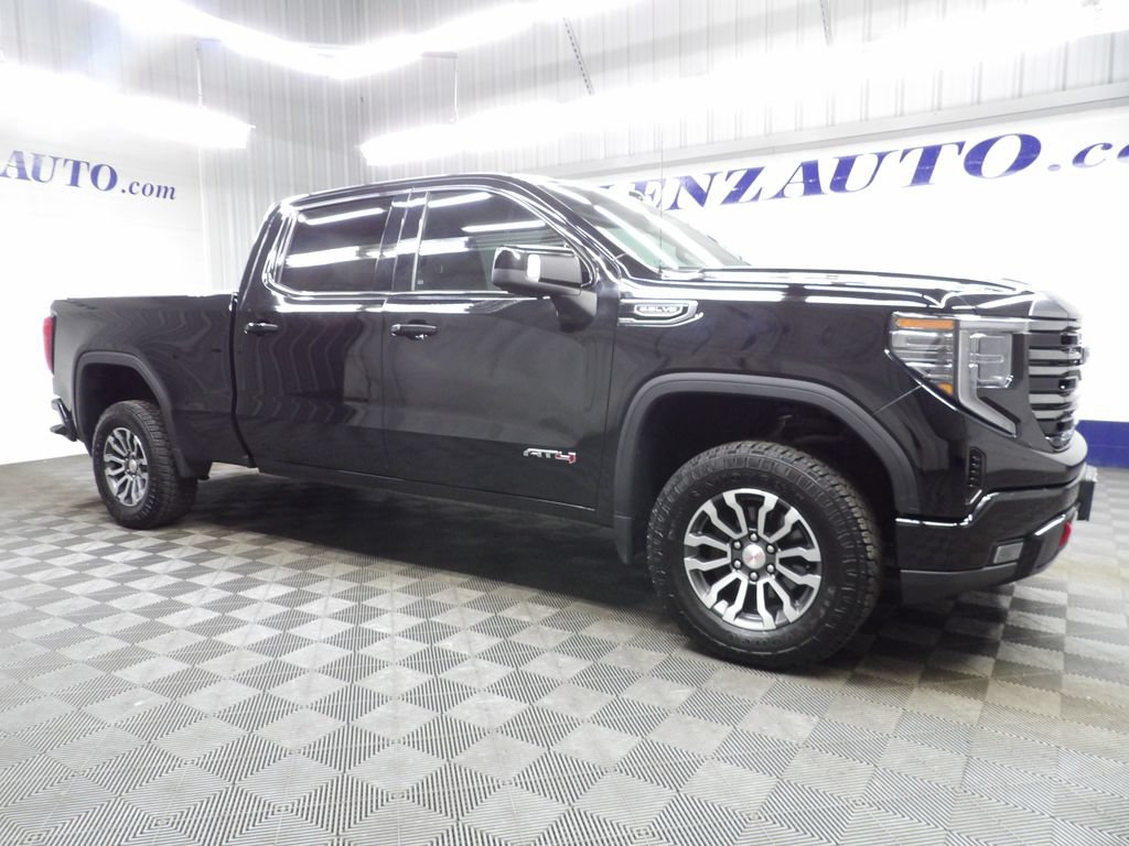 Used 2022 GMC Sierra 1500 AT4 AWD/4WD image 3