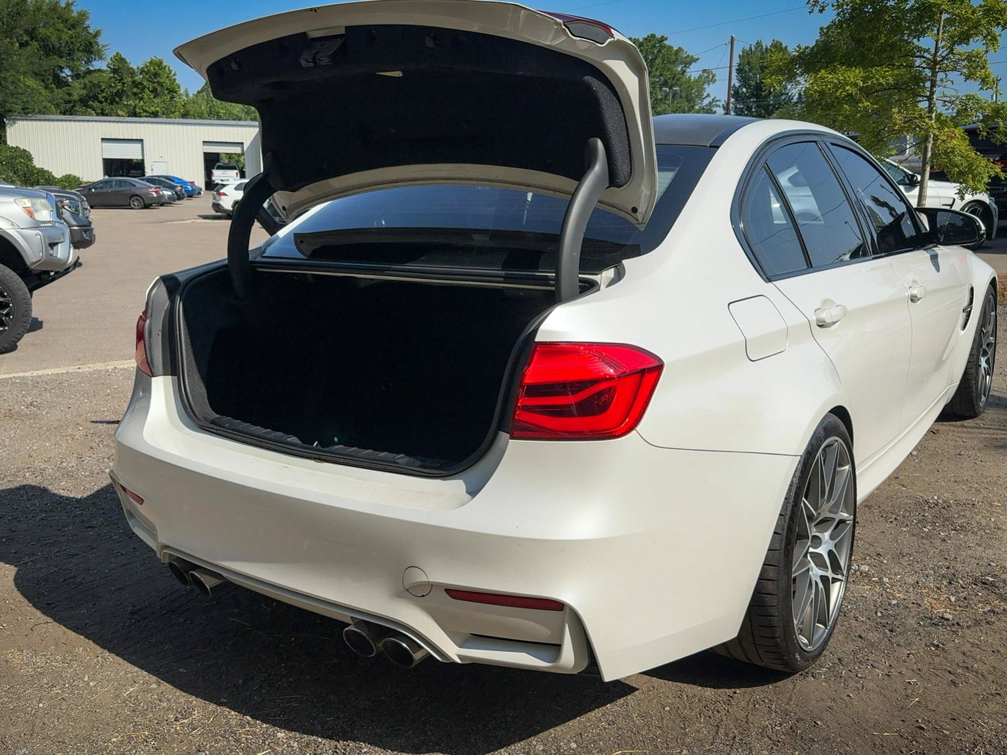 Used 2016 BMW M3 RWD image 29