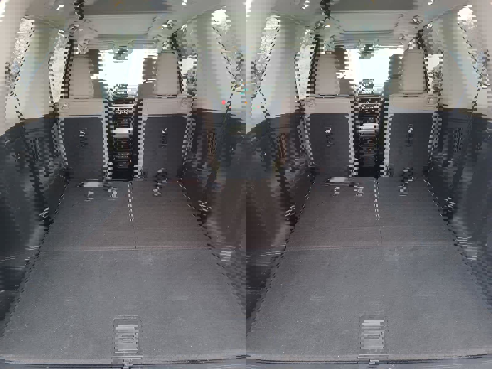 Used 2023 Honda Pilot Touring image 28