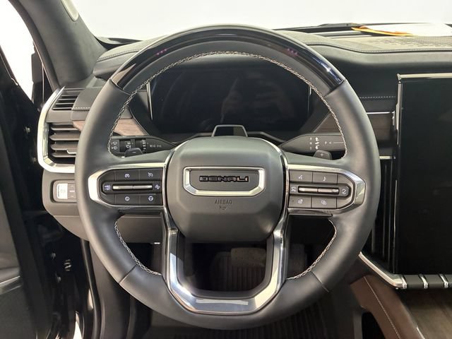 Certified 2026 GMC Acadia Denali Ultimate w/ LPO, Floor Liner Package AWD/4WD image 22