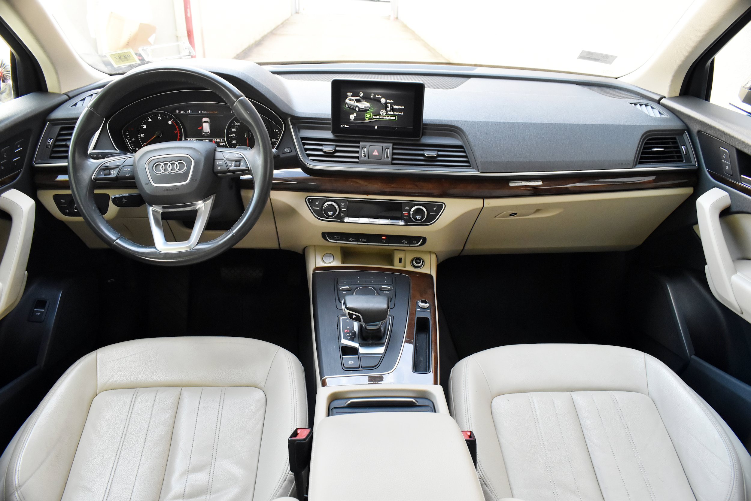 Used 2020 Audi Q5 2.0T Premium w/ Convenience Package AWD/4WD image 22