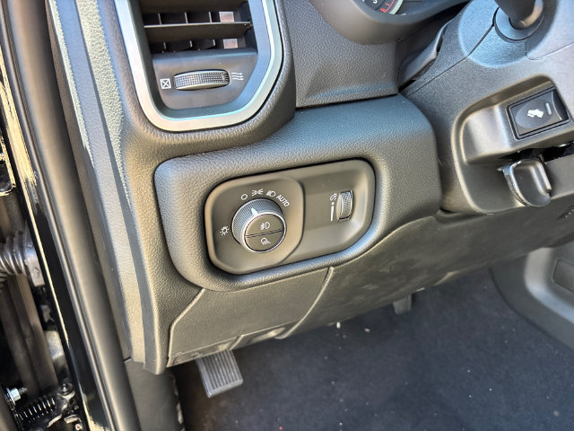 New 2027 RAM 2500 Big Horn AWD/4WD image 15