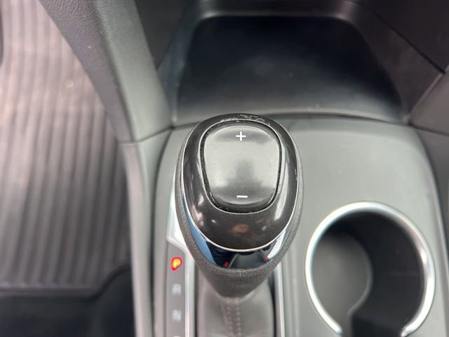 Used 2020 Chevrolet Equinox LT image 21