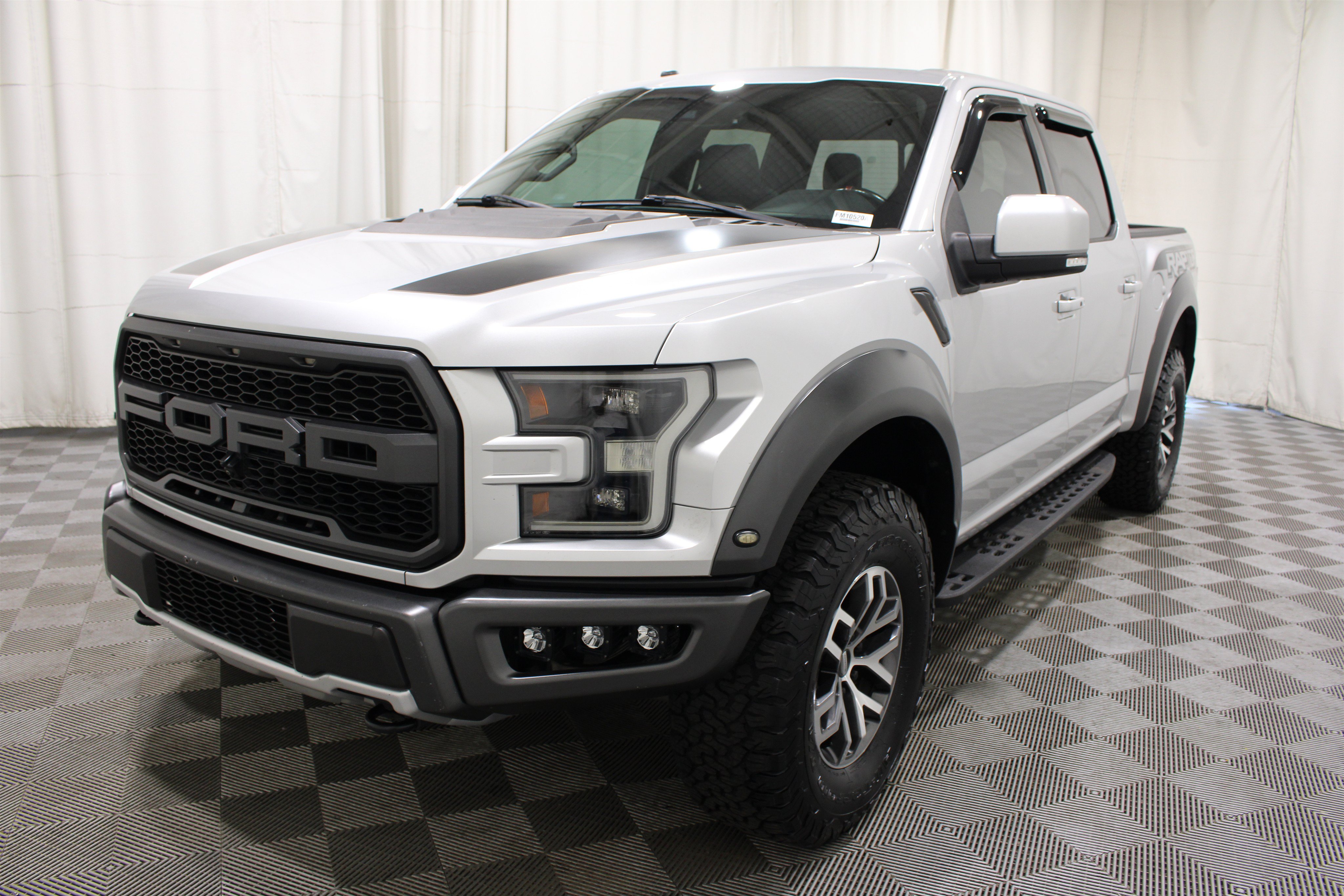Used 2017 Ford F150 Raptor w/ Equipment Group 802A Luxury AWD/4WD image 35