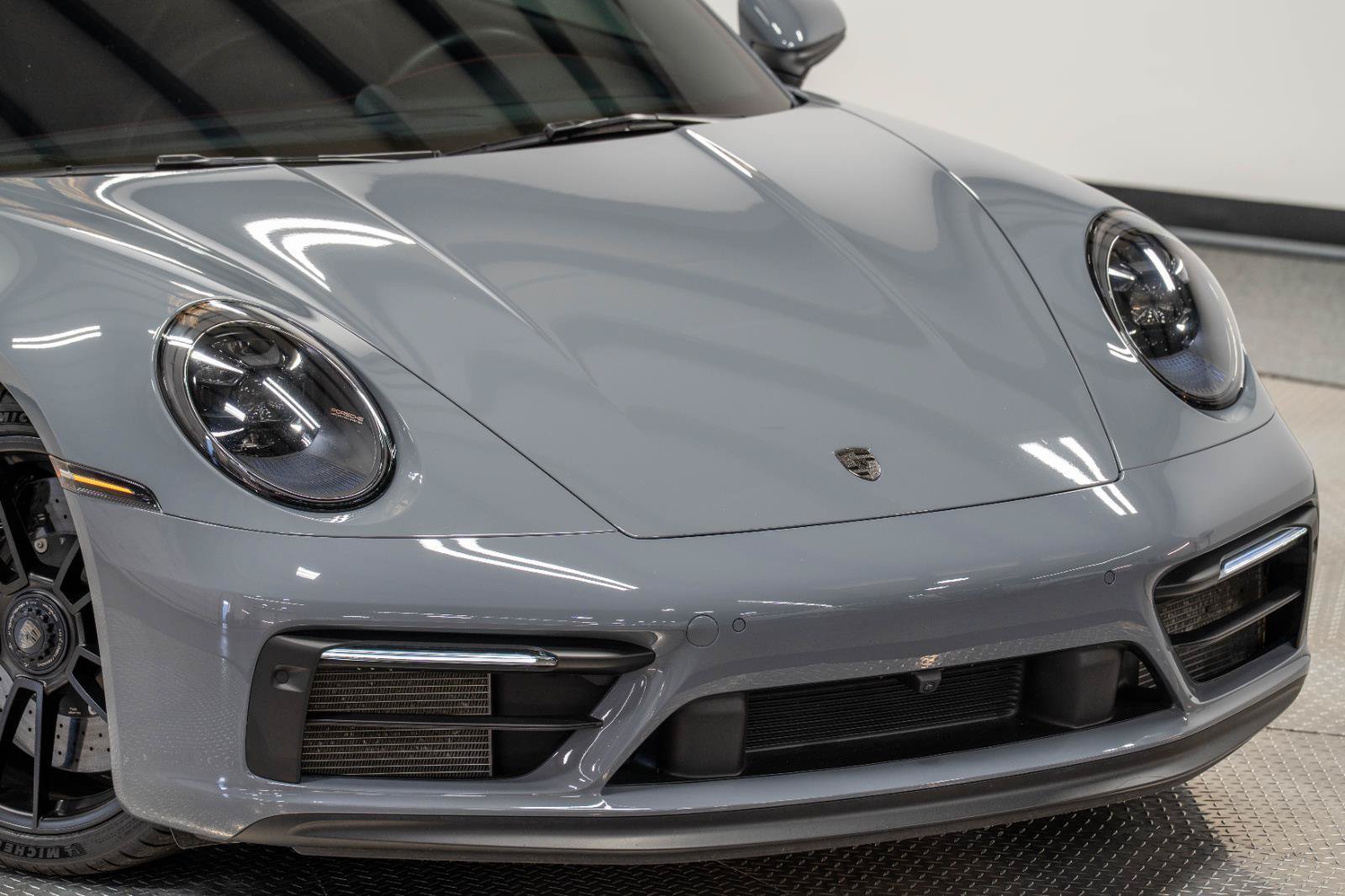 Used 2023 Porsche 911 Carrera GTS RWD image 39