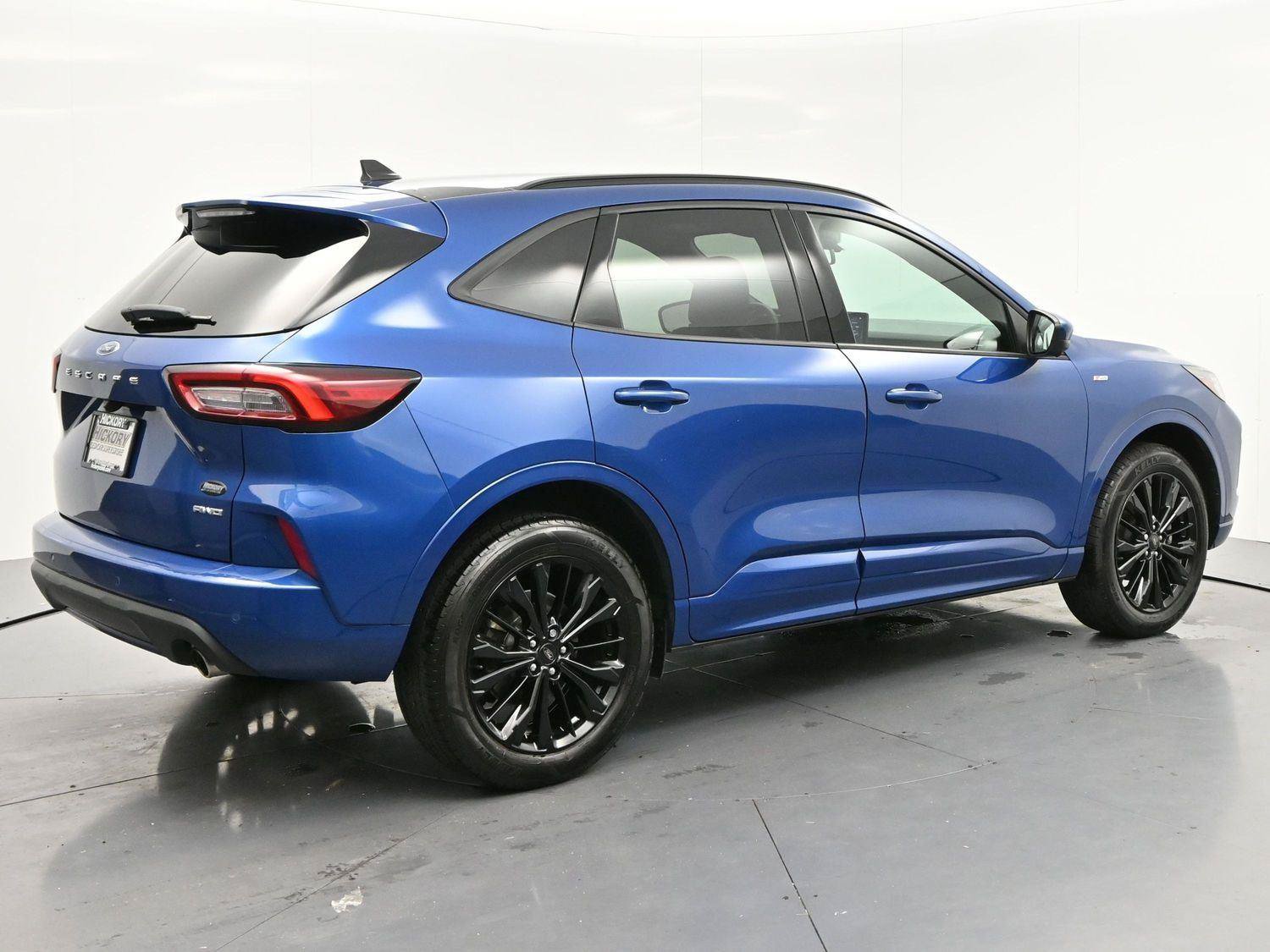 Used 2023 Ford Escape ST-Line Elite AWD/4WD image 7