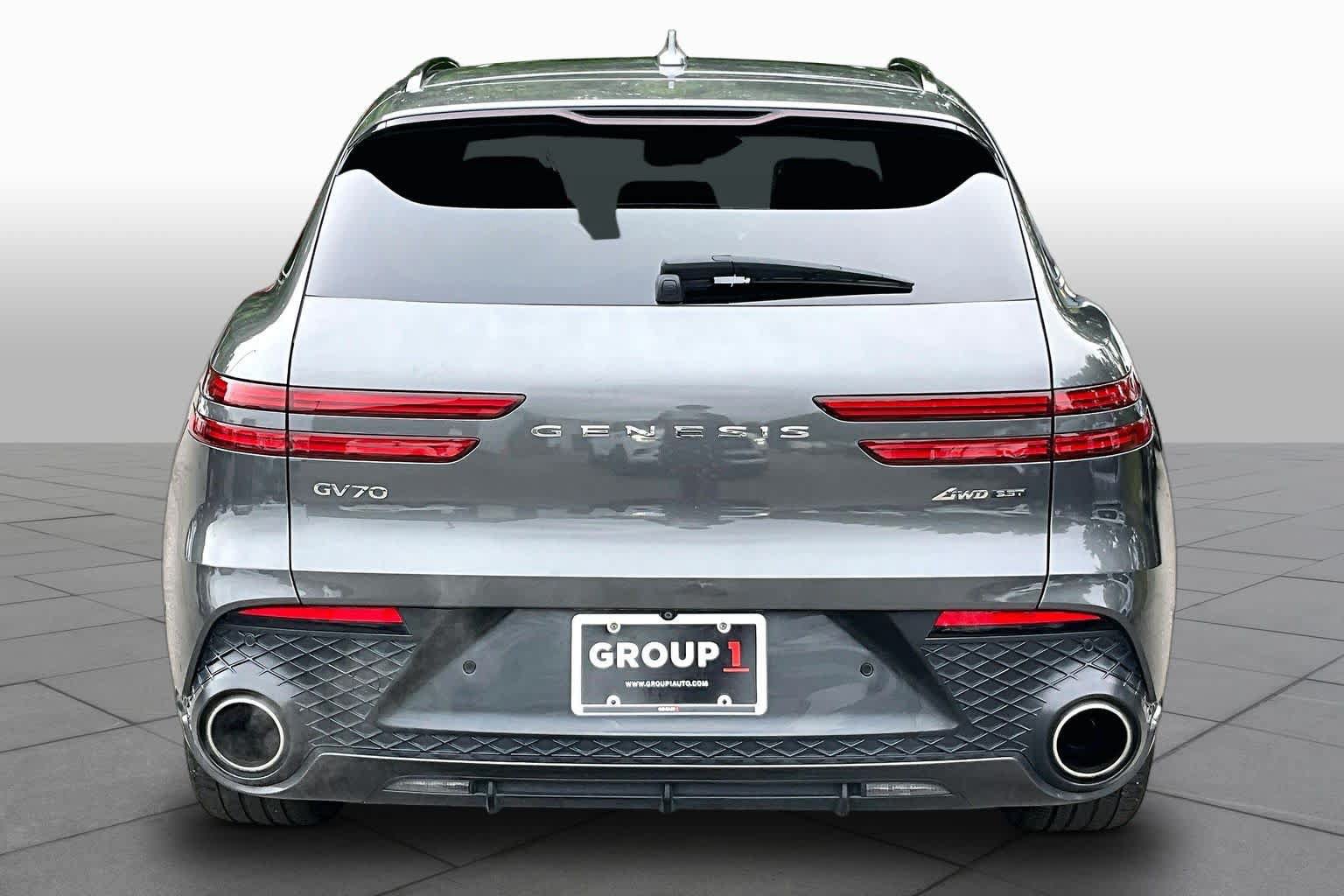 Used 2022 Genesis GV70 3.5T Sport w/ Sport Prestige Package AWD/4WD image 5