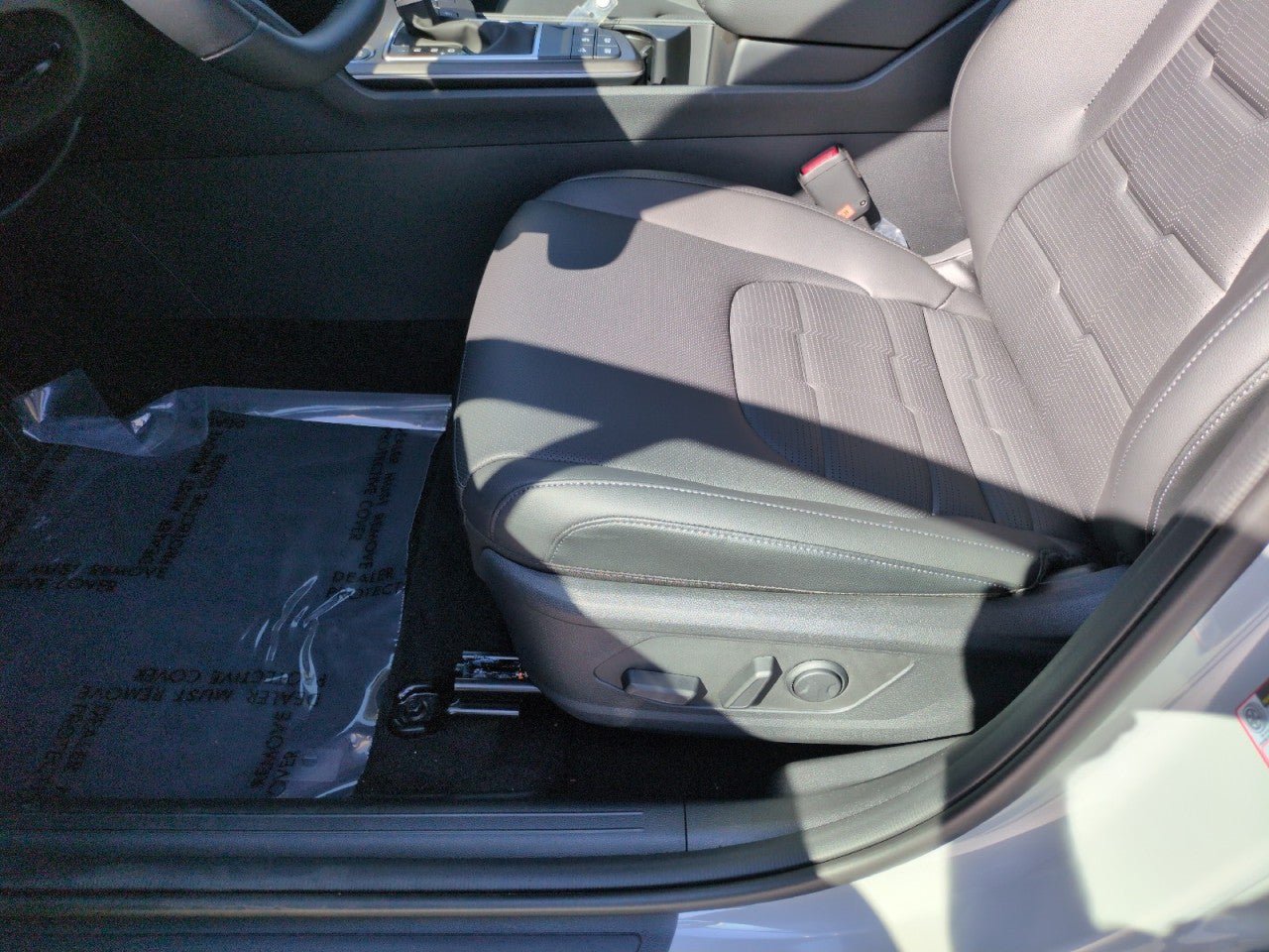 New 2026 Kia Sportage SX FWD image 13