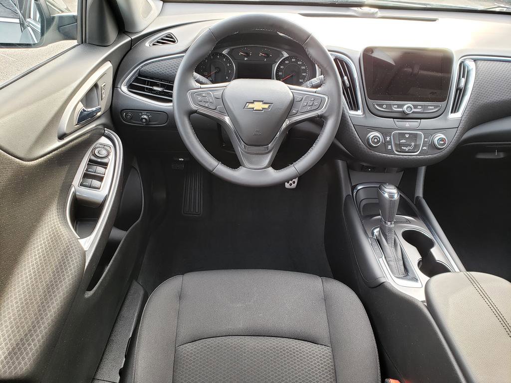 Used 2016 Chevrolet Malibu LT image 13