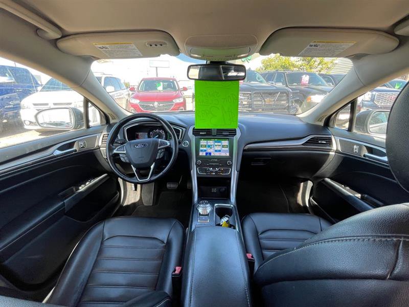 Used 2019 Ford Fusion SEL image 27
