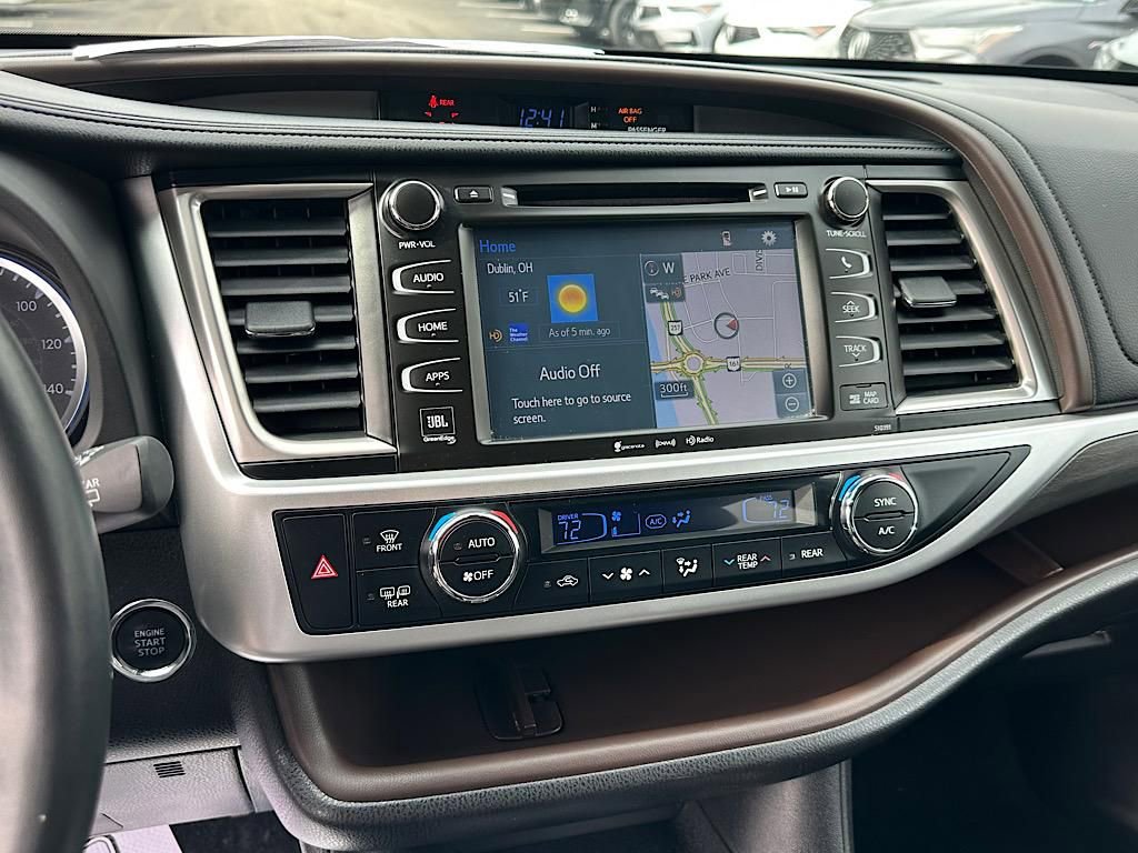 Used 2019 Toyota Highlander Limited Platinum image 29