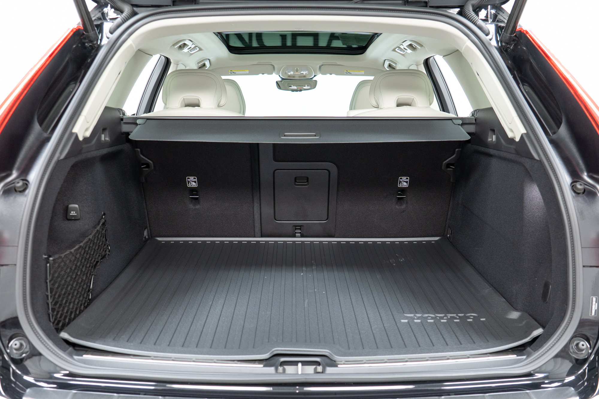 New 2027 Volvo XC60 B5 Ultra AWD/4WD image 10