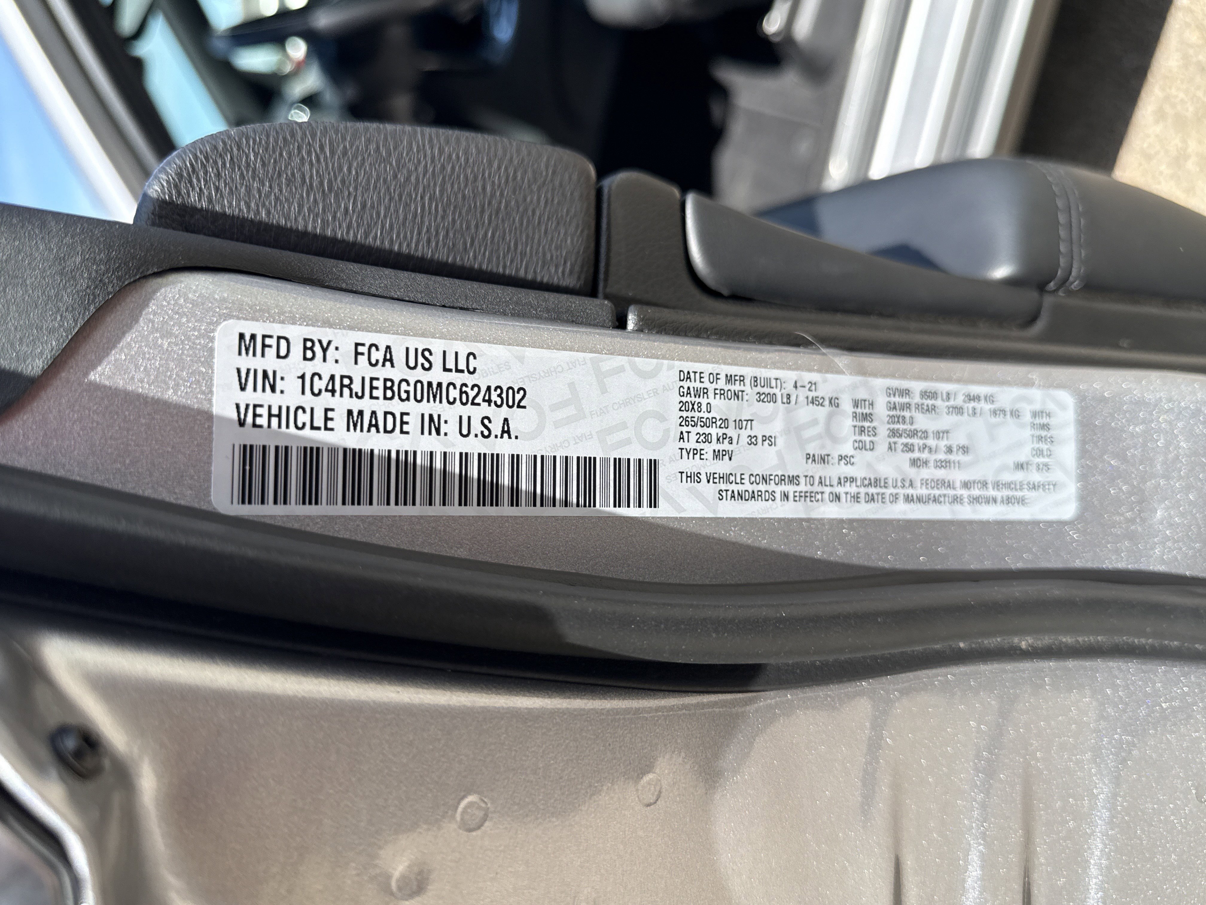 Used 2021 Jeep Grand Cherokee Limited w/ Luxury Group II image 28