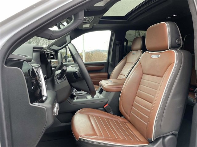 Used 2024 GMC Sierra 3500 Denali Ultimate image 18