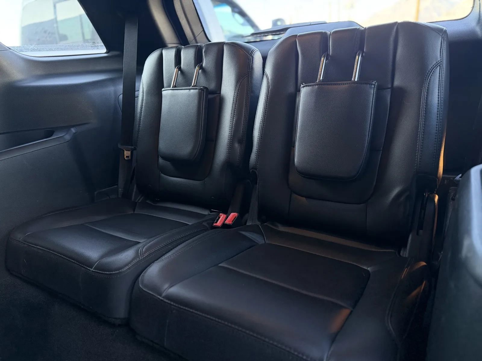 Used 2018 Ford Explorer XLT w/ Equipment Group 202A image 20