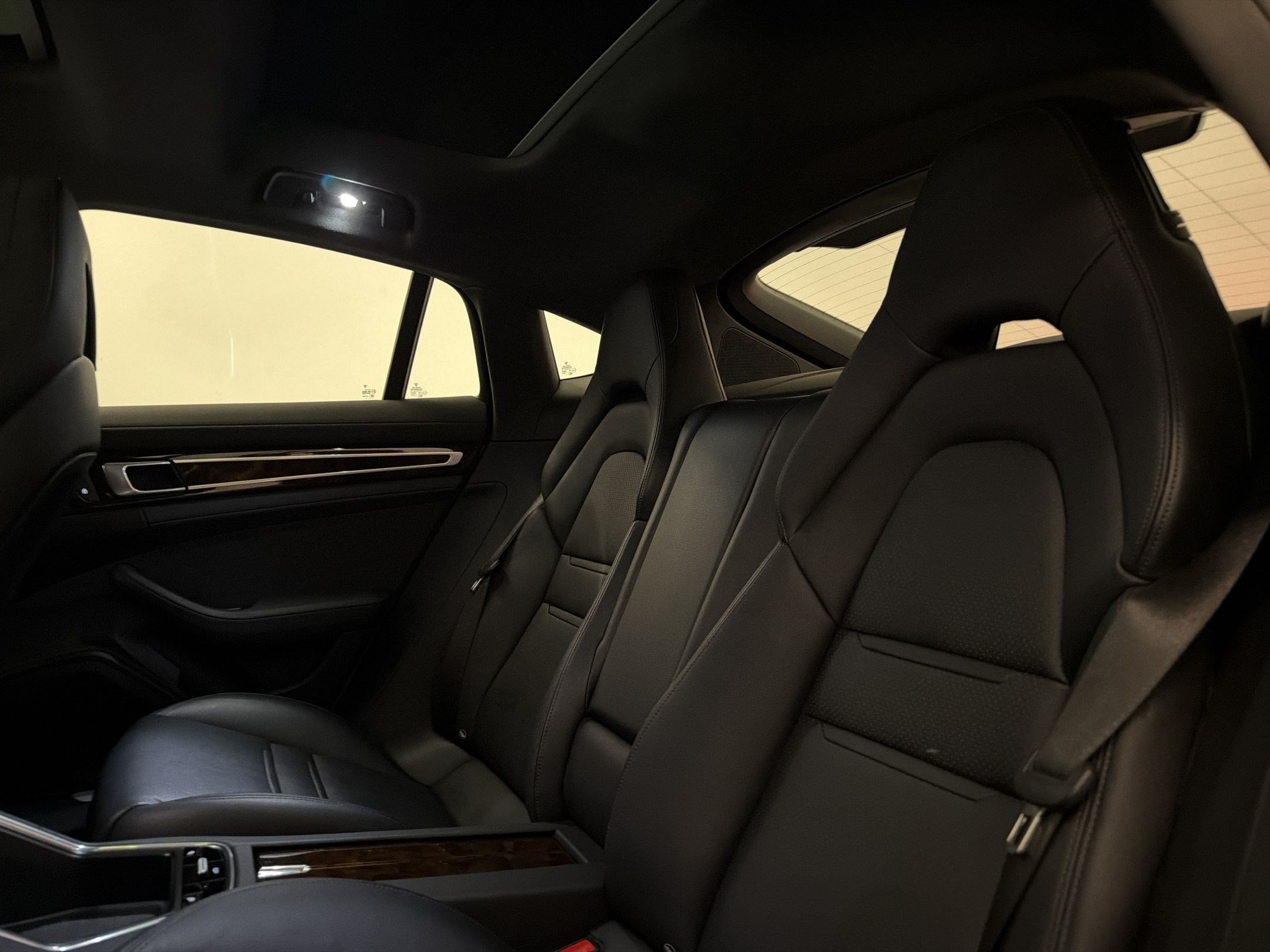 Used 2022 Porsche Panamera 4 AWD/4WD image 22