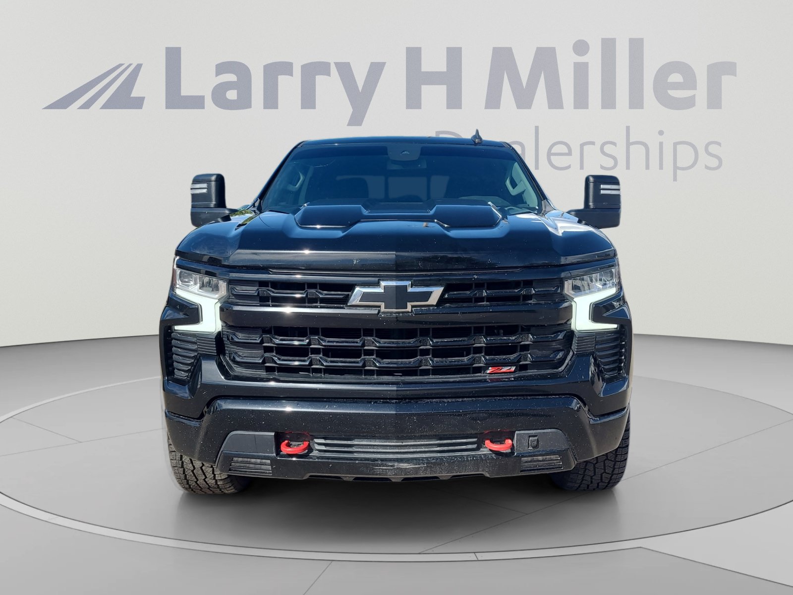 Used 2022 Chevrolet Silverado 1500 LT Trail Boss w/ Convenience Package II AWD/4WD image 8