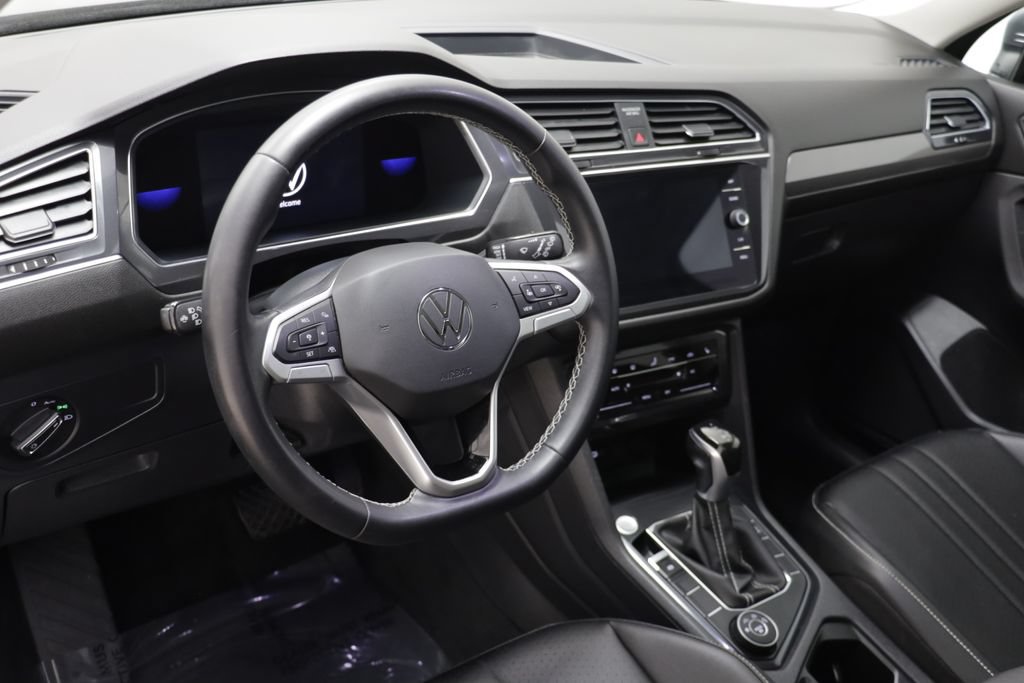 Certified 2023 Volkswagen Tiguan SE AWD/4WD image 6