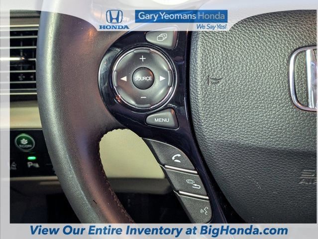 Used 2017 Honda Accord Touring image 25