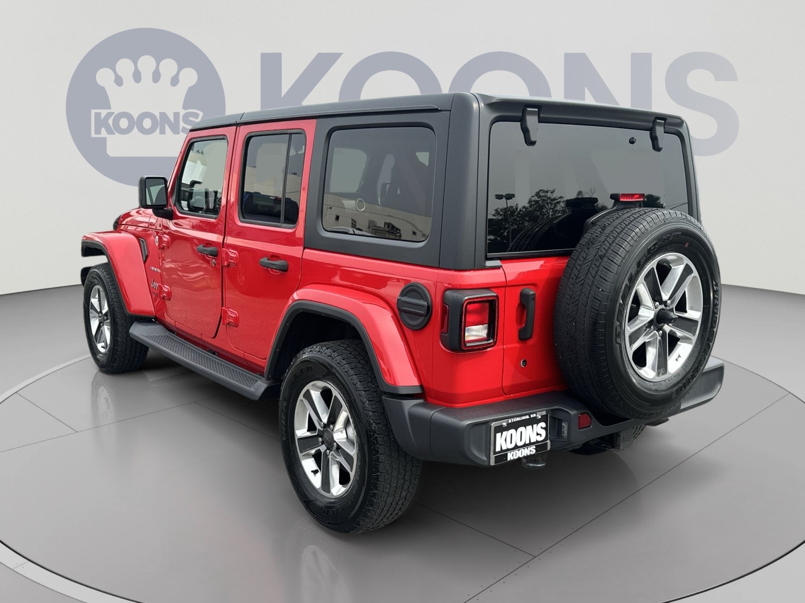 Used 2018 Jeep Wrangler Unlimited Sahara AWD/4WD image 14
