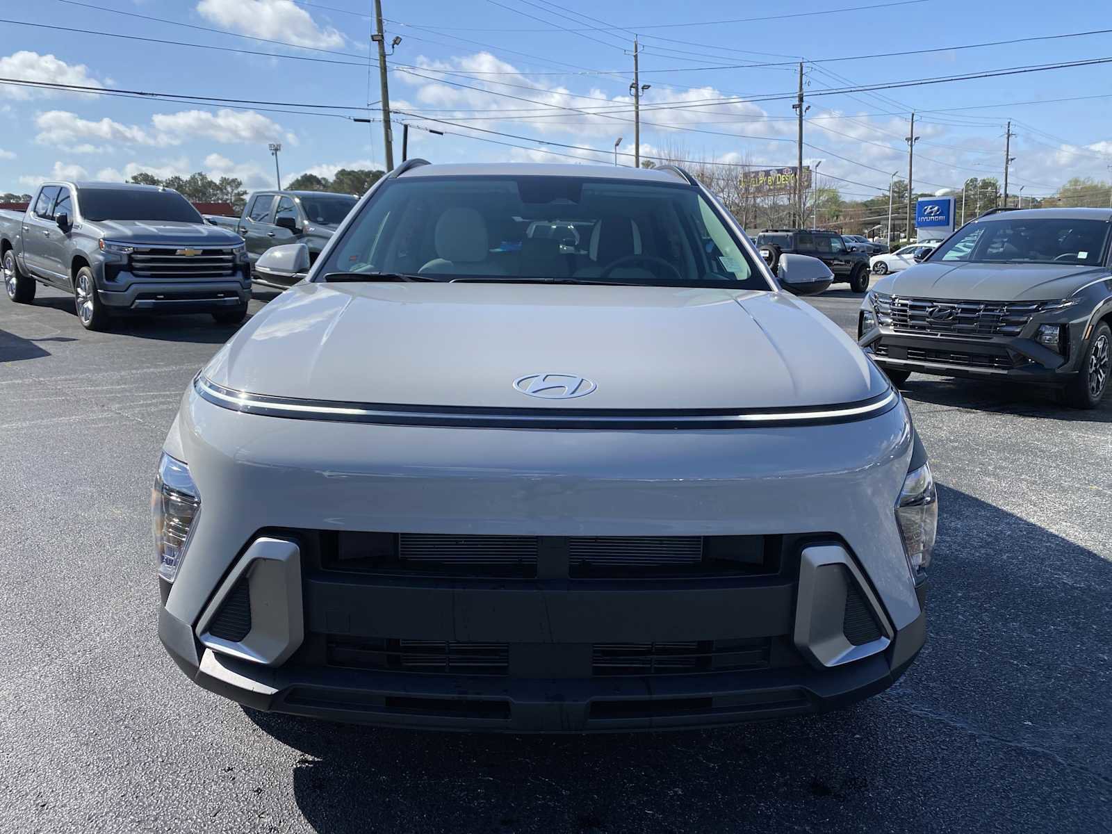 Certified 2025 Hyundai Kona SEL image 3
