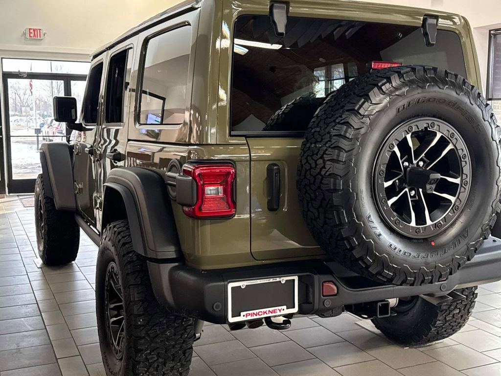 New 2026 Jeep Wrangler Unlimited Rubicon 392 w/ Dual Top Group image 11