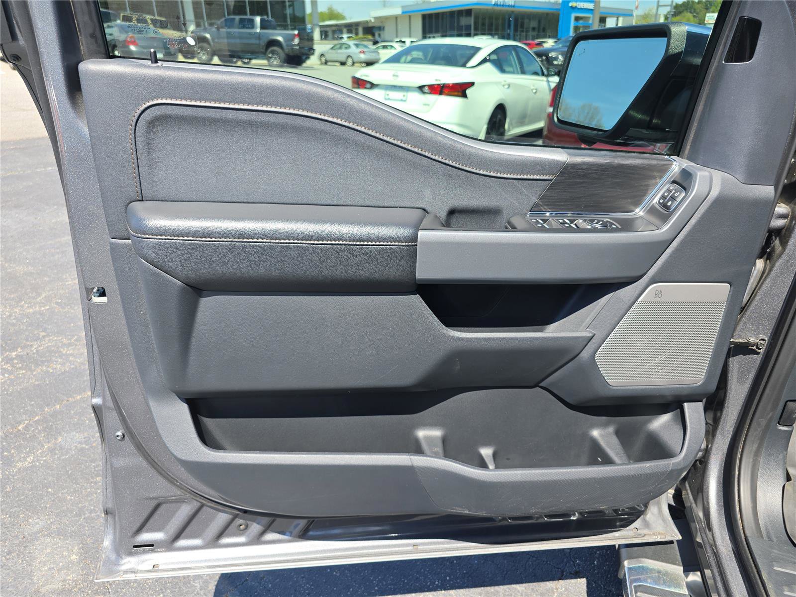 Used 2024 Ford F150 Lariat w/ FX4 Off-Road Package AWD/4WD image 19