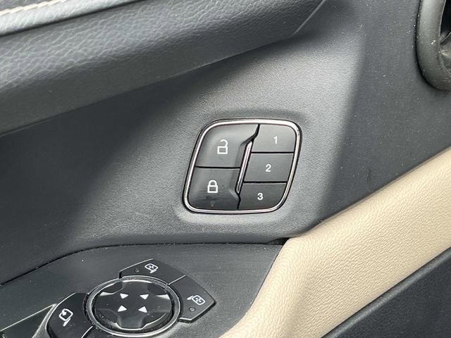 Used 2024 Ford Expedition Limited AWD/4WD image 31