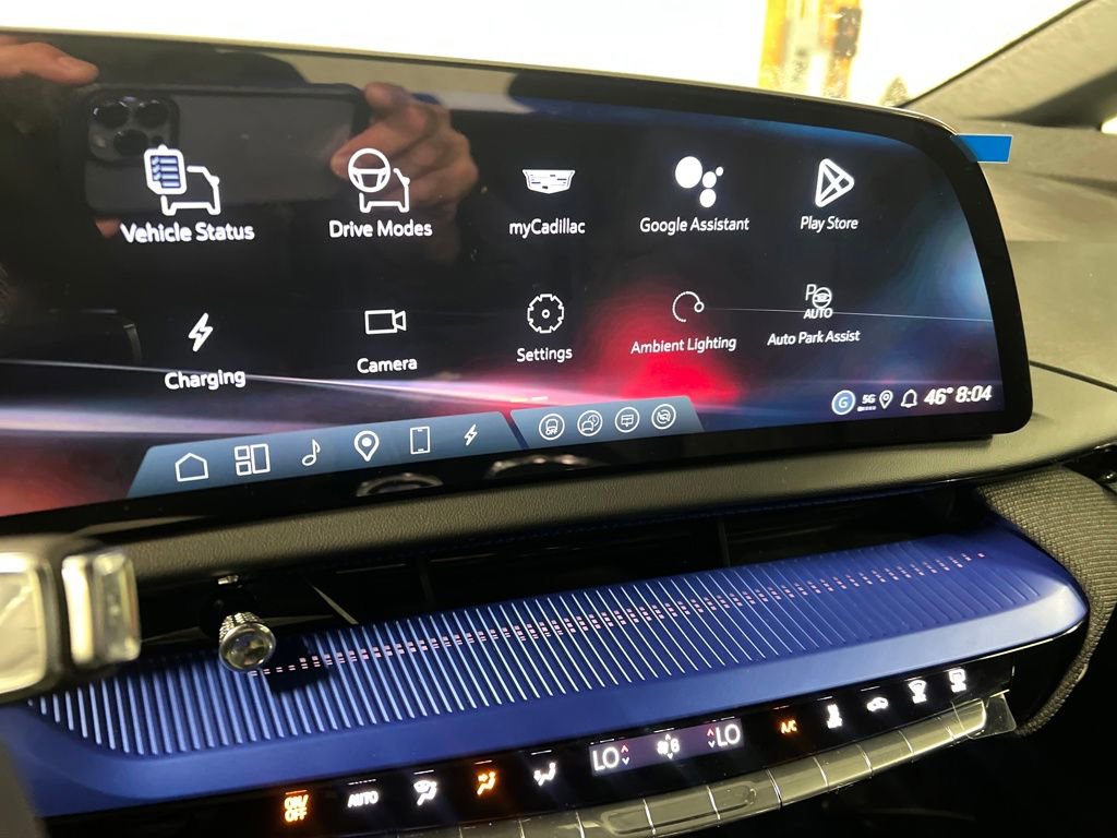 New 2026 Cadillac Optiq V image 21