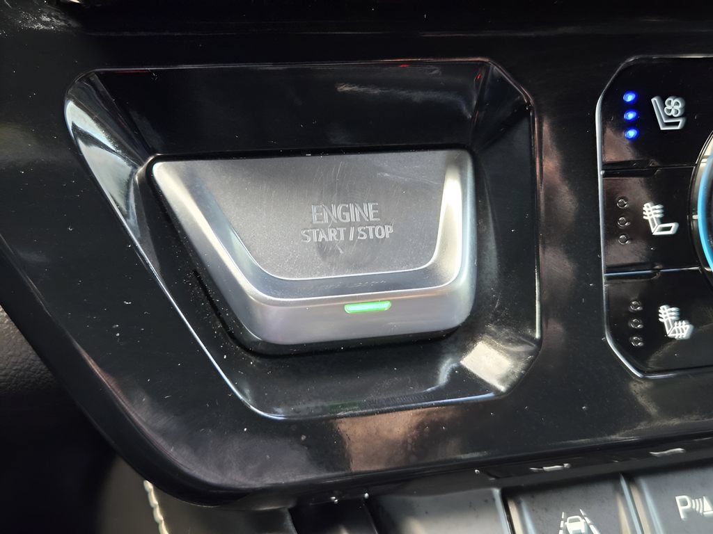 Used 2023 GMC Sierra 1500 AT4X w/ AT4X AEV Edition AWD/4WD image 19