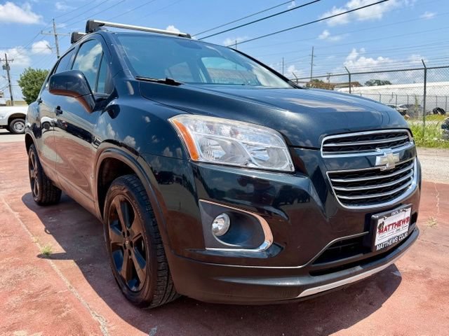 Used 2016 Chevrolet Trax LTZ w/ Midnight Edition AWD/4WD image 3