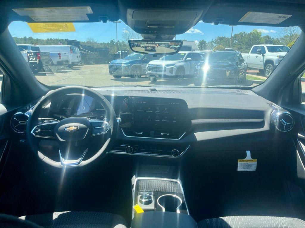 New 2026 Chevrolet Equinox LT w/ Safety and Technology Package AWD/4WD image 21