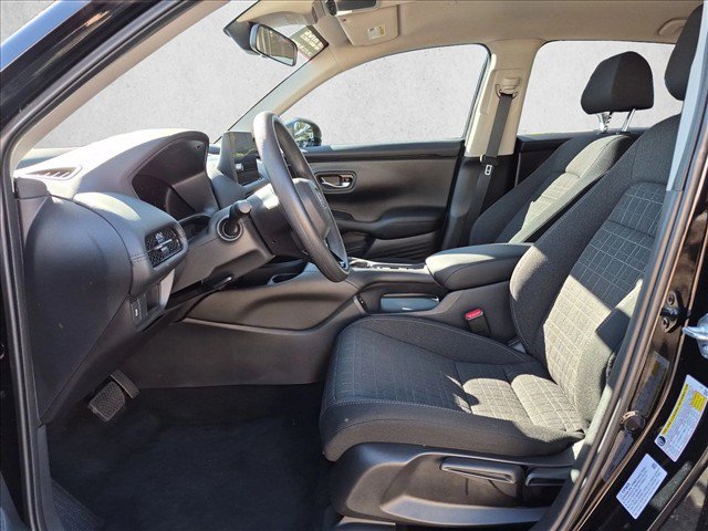 Certified 2027 Honda HR-V LX image 15