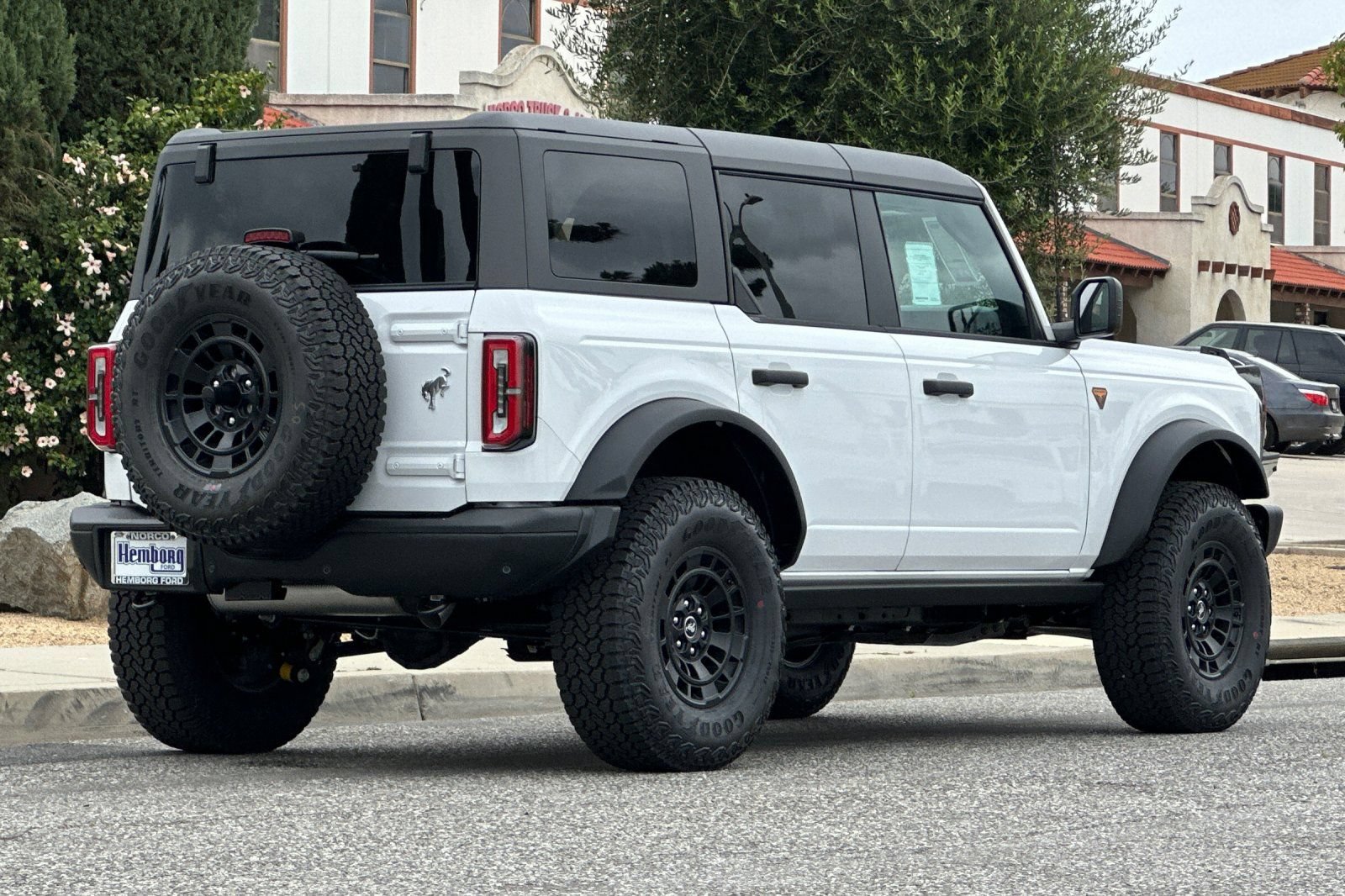 New 2026 Ford Bronco Badlands AWD/4WD image 4