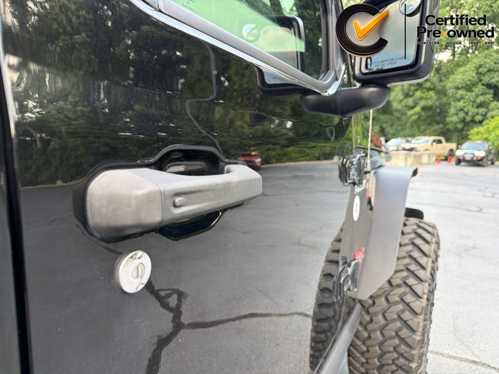Certified 2023 Jeep Gladiator Rubicon w/ Cold Weather Group AWD/4WD image 35