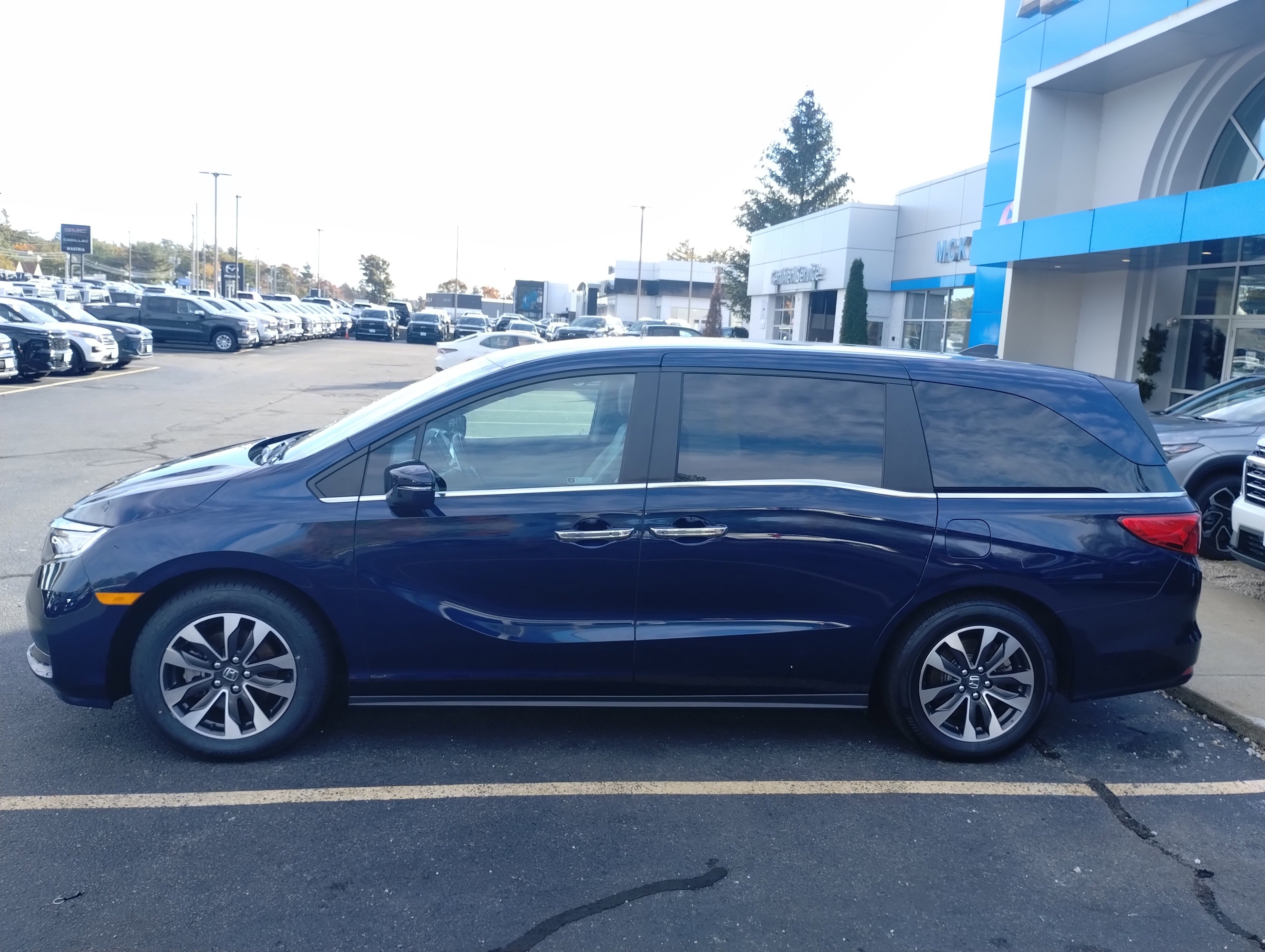 Used 2024 Honda Odyssey EX-L image 6