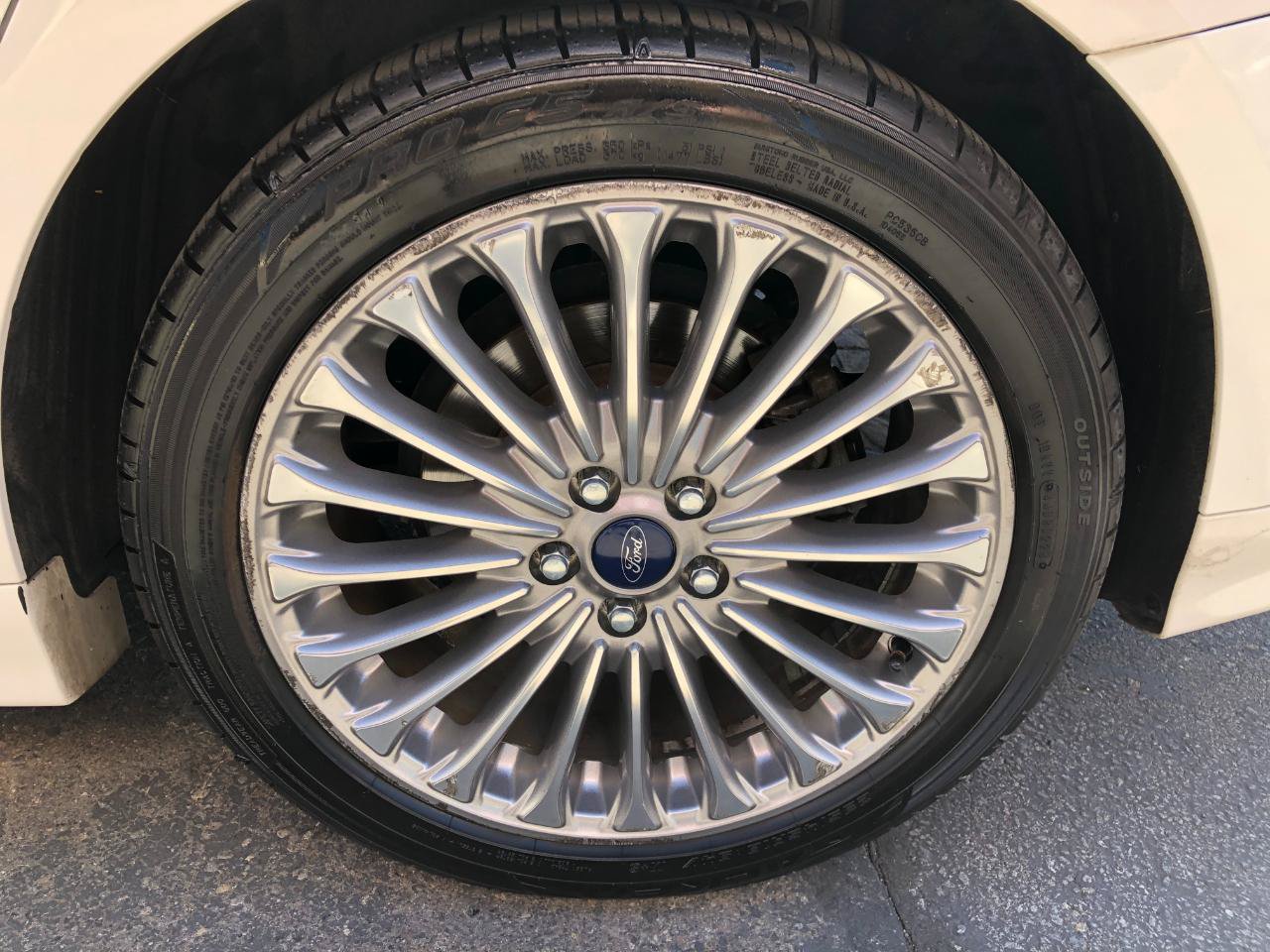 Used 2013 Ford Fusion Titanium w/ Titanium Driver Assist Pkg FWD image 10