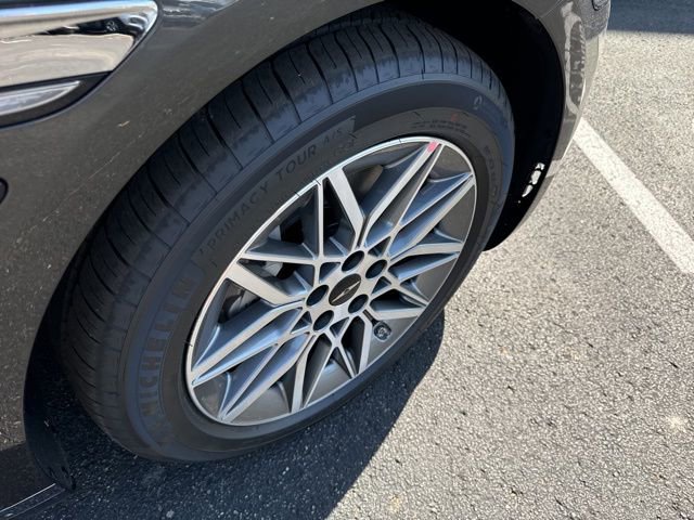 Used 2025 Genesis G80 2.5T image 16