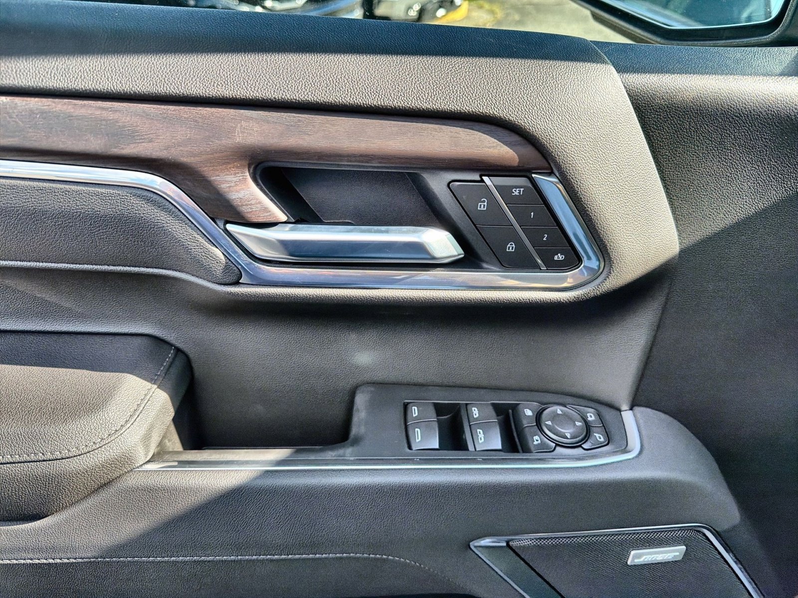 New 2026 GMC Sierra 1500 SLT w/ SLT Premium Package image 15