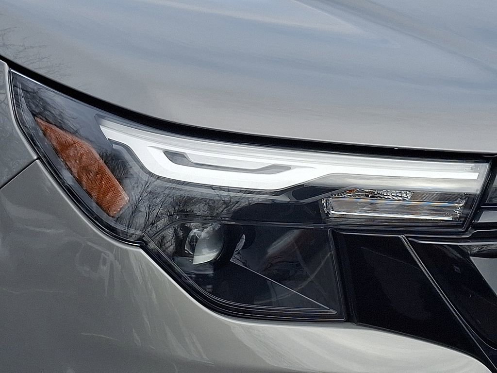 Used 2025 Subaru Forester Sport image 9