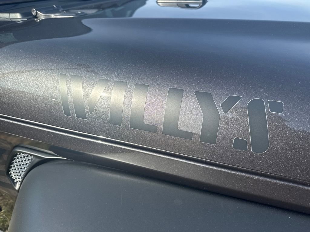 Used 2021 Jeep Wrangler Sport image 38