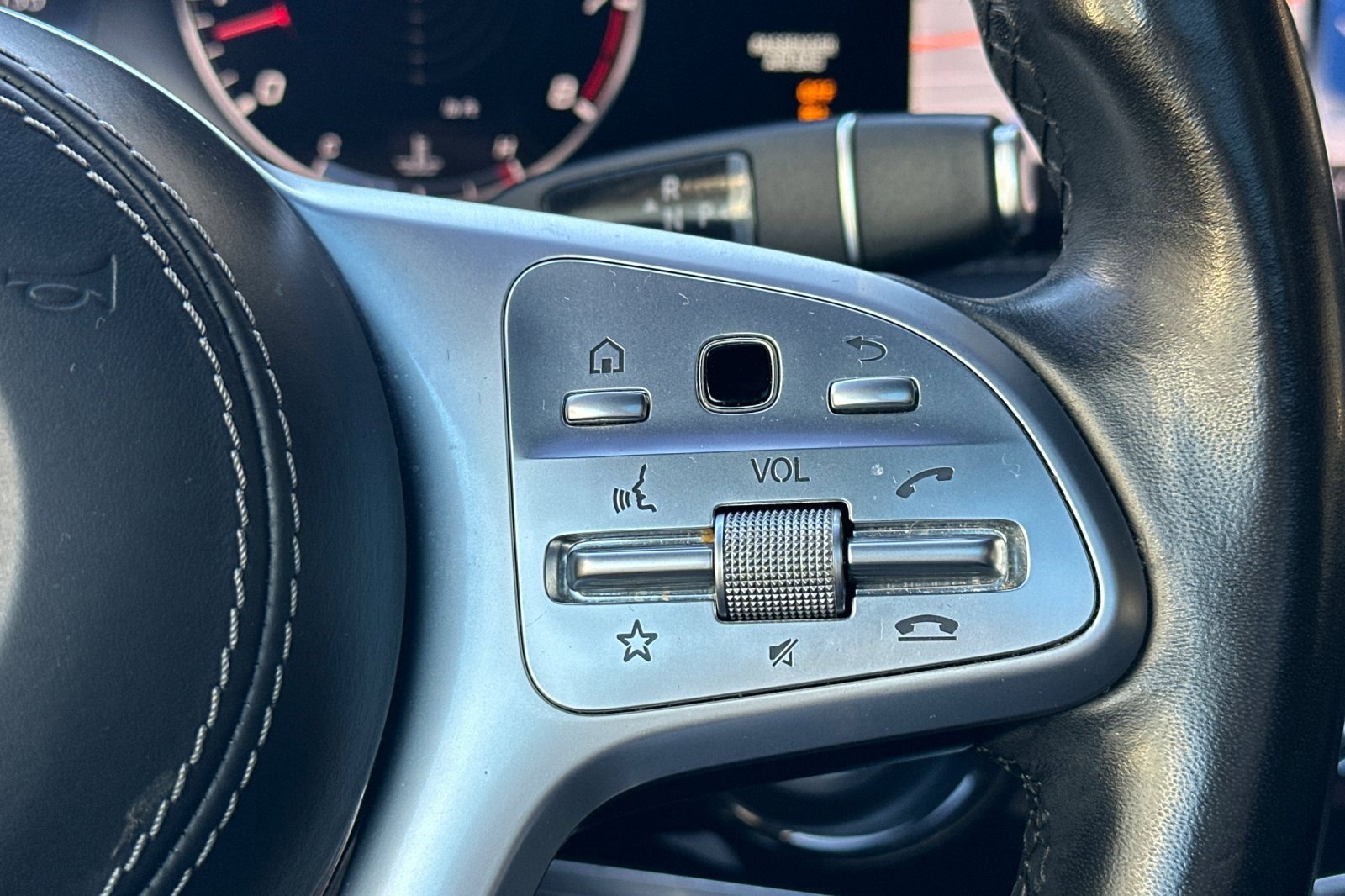 Used 2018 Mercedes-Benz S 450 Sedan image 33