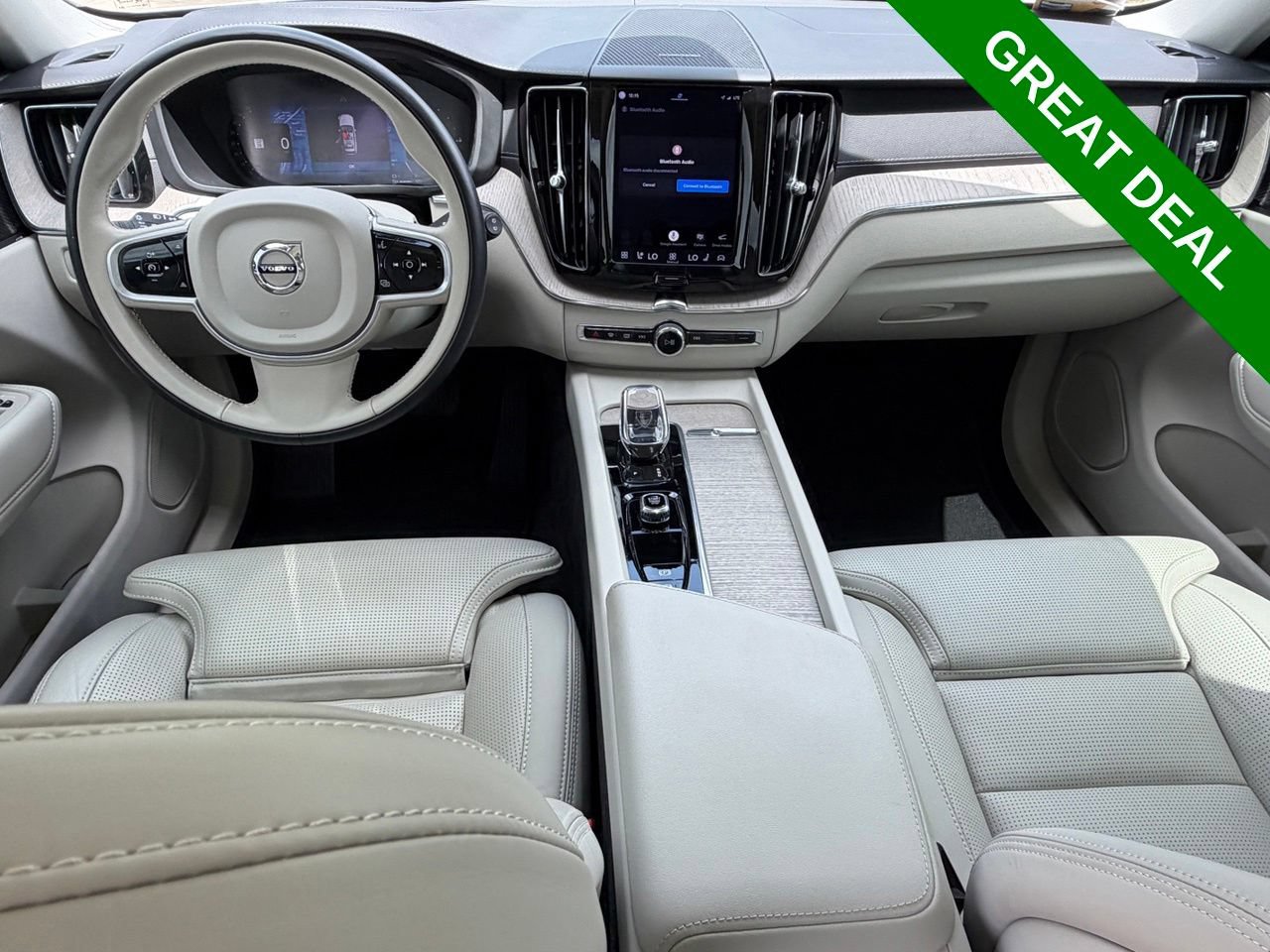 Used 2022 Volvo XC60 T8 Inscription AWD/4WD image 11