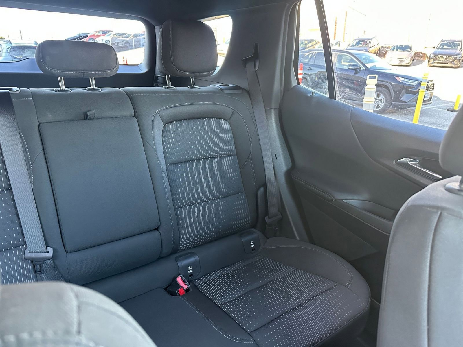 Used 2025 Chevrolet Equinox LT image 36