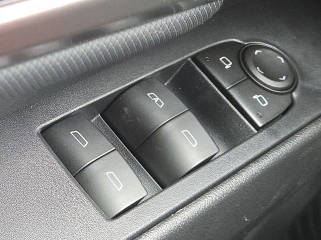 New 2026 Chevrolet Equinox EV RS image 16