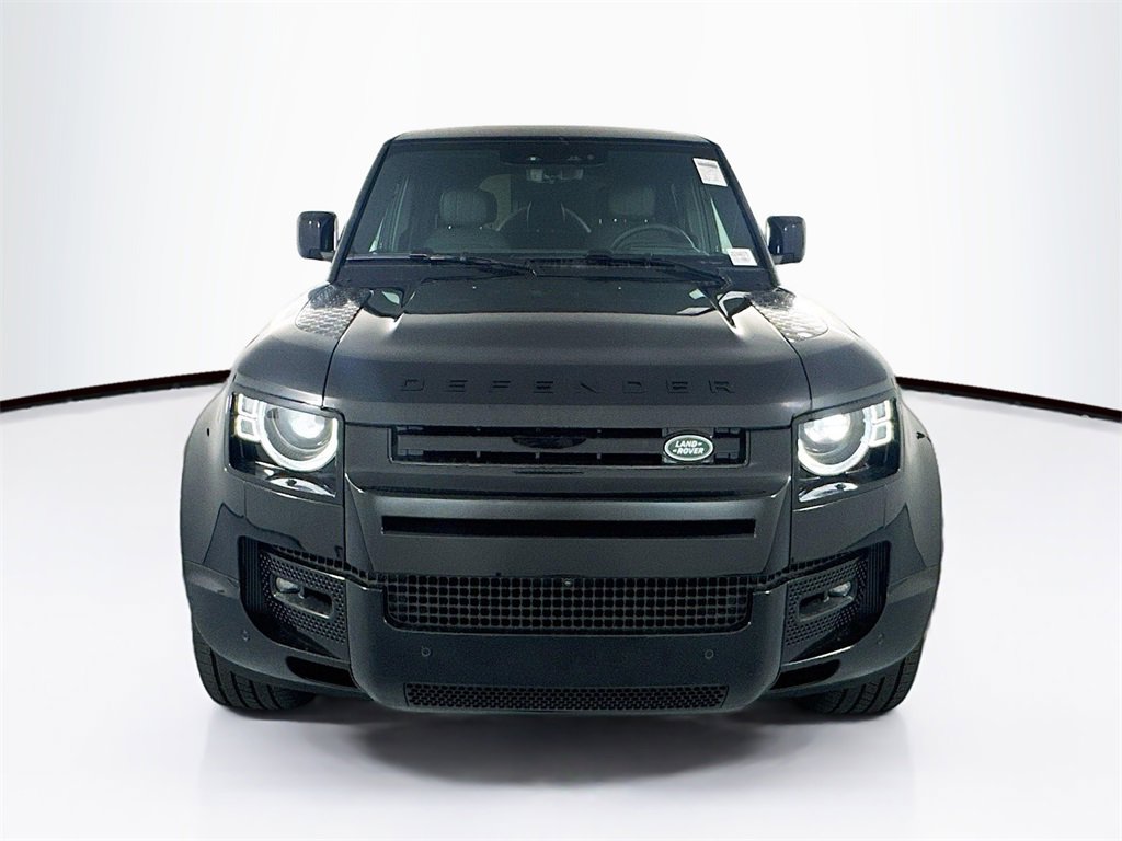New 2025 Land Rover Defender 110 V8 image 2