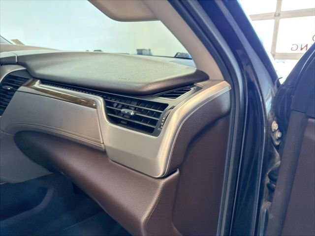 Used 2016 GMC Yukon Denali AWD/4WD image 39